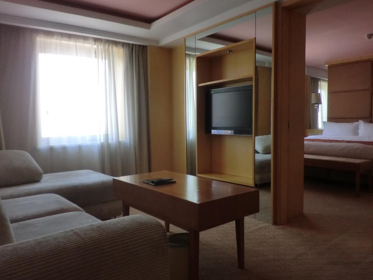 Vienna Hotel Shouti Beijing Bagian luar foto