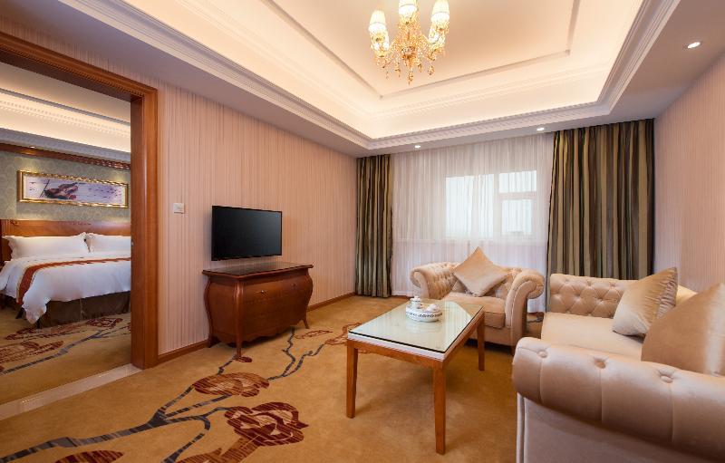 Vienna Hotel Shouti Beijing Bagian luar foto