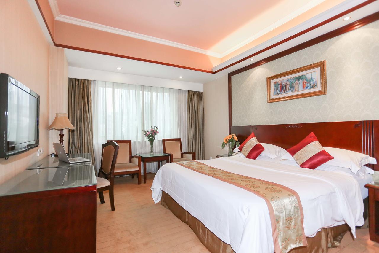 Vienna Hotel Shouti Beijing Bagian luar foto