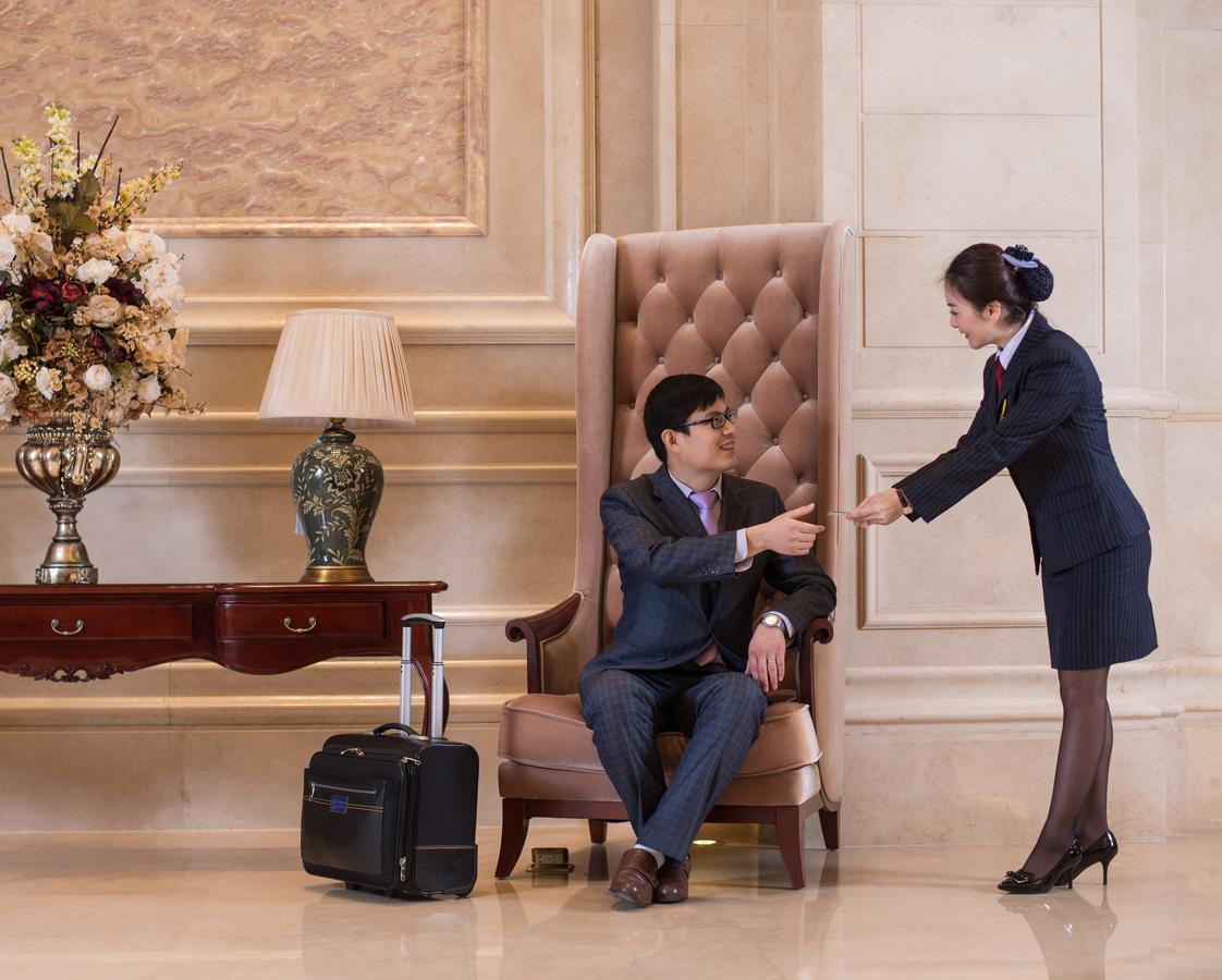 Vienna Hotel Shouti Beijing Bagian luar foto
