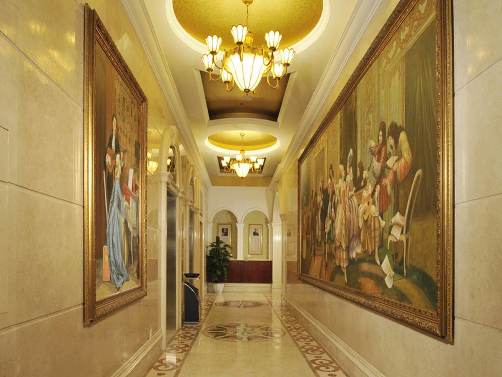 Vienna Hotel Shouti Beijing Bagian luar foto